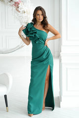 Robe de soirée élégante longue asymétrique épaule nue volant vert émeraude tissu fluide polyester elasthanne femmes