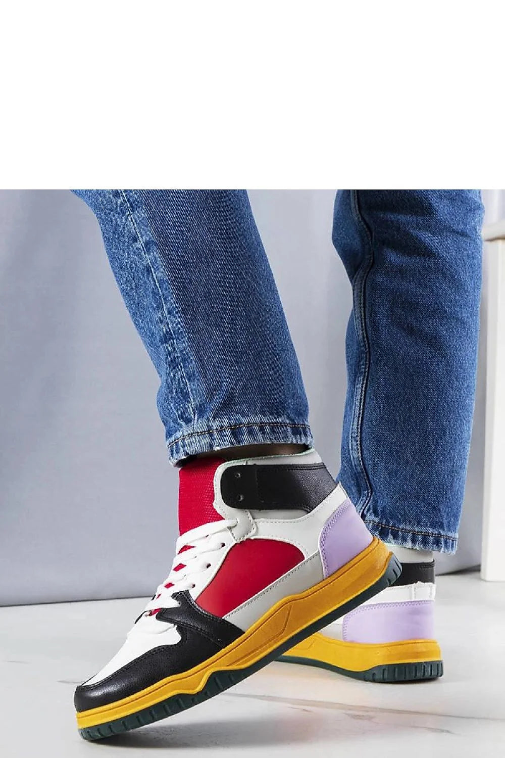 Baskets montantes femme design moderne audacieux style sportif streetwear coloris contrastés cuir synthétique tissu confort ankle support