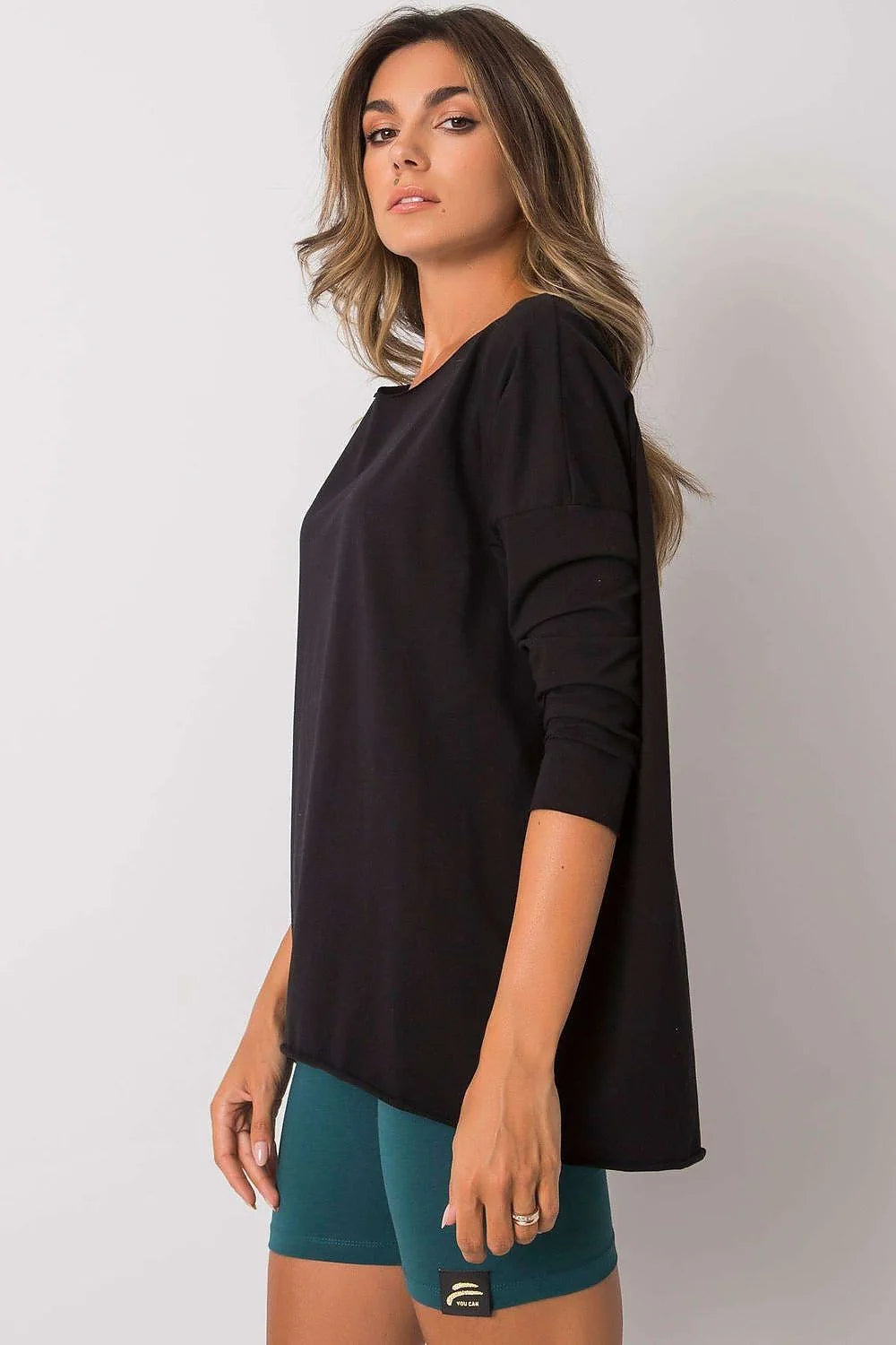 Ensemble féminin haut manches longues noir coton style décontracté confortable pour sorties et maison