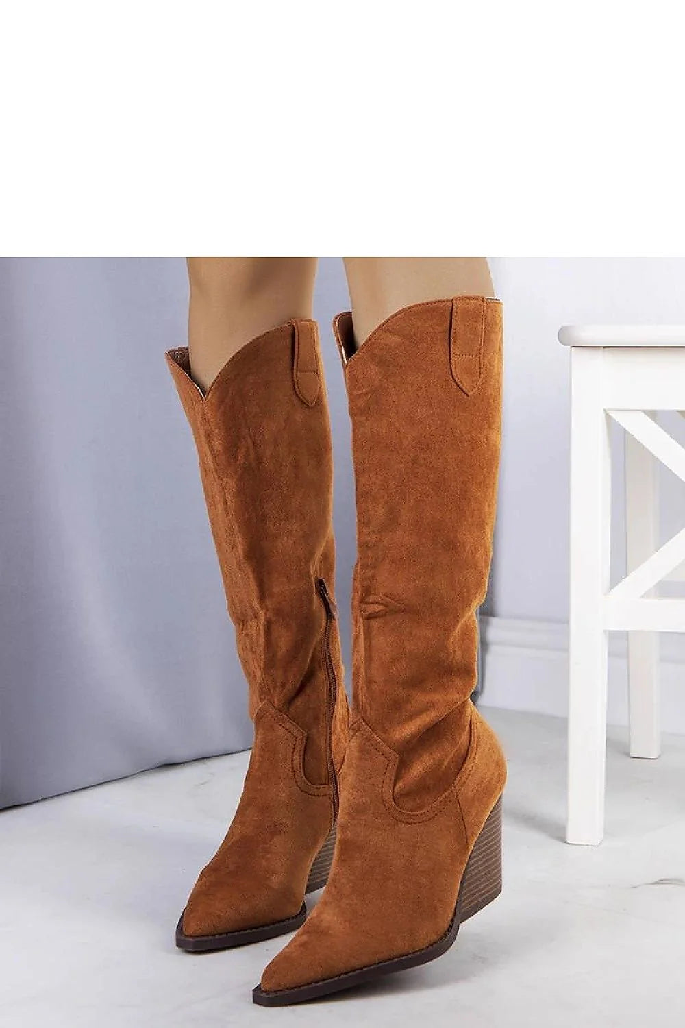 bottes western talon bloc cuir écologique marron camel femme montantes genou bout pointu doublure fourrure semelle contraste coutures passants zip