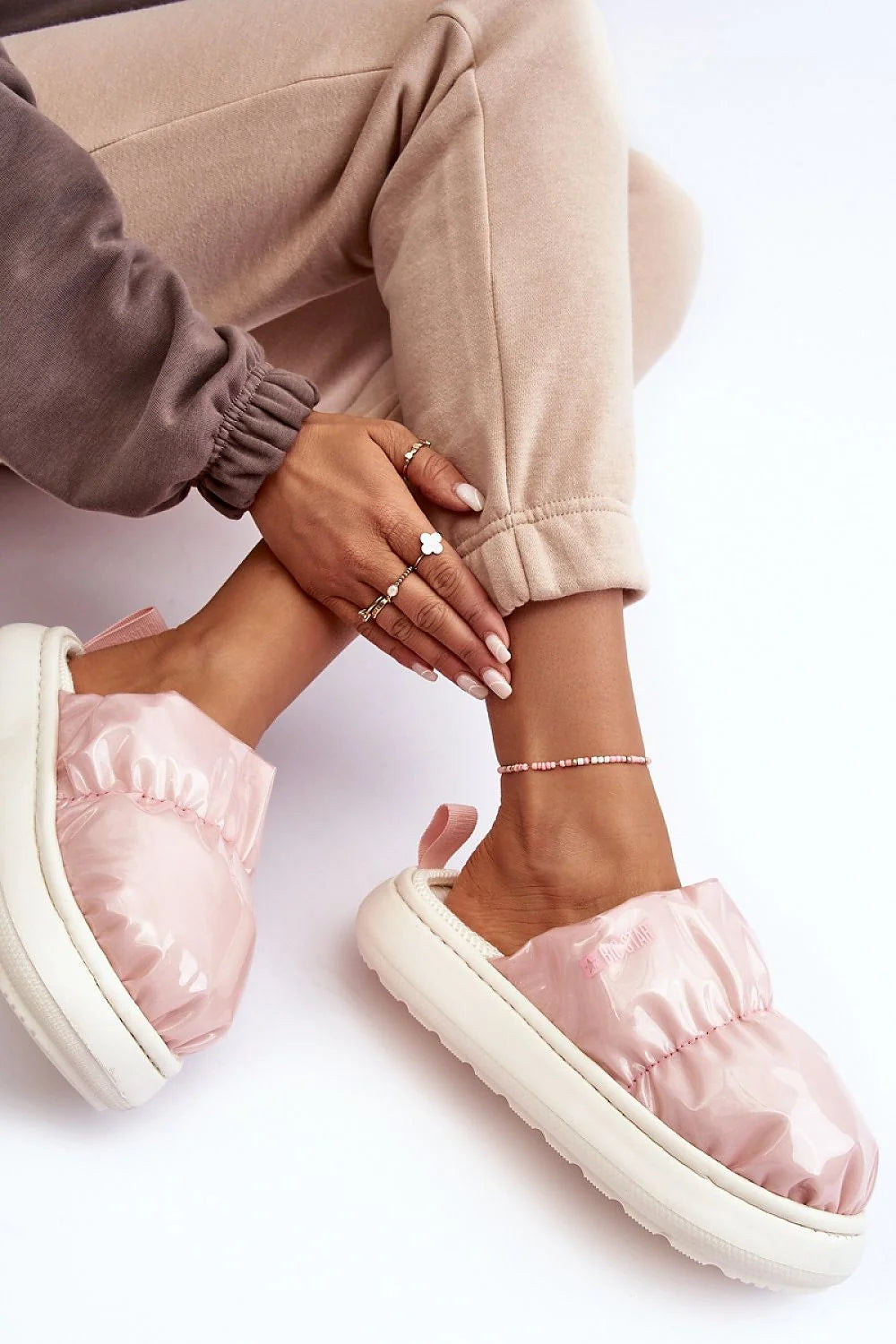 Mules femmes confort style moderne design urbain cuir synthétique doublure fourrure semelle épaisse occasion quotidienne