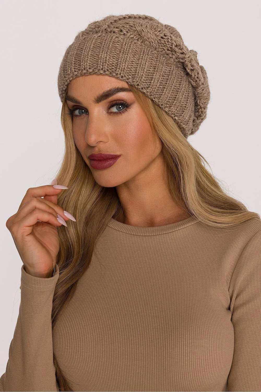 bonnet chaud femme fil doux grosse tresse coupe simple relâchement bord roulé confort ajustement maille épaisse taupe côtelé