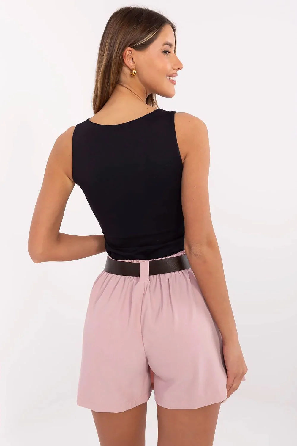 Débardeur noir et jupe patineuse rose clair,高 taille, polyester élasthanne, style moderne et chic, vêtements femme