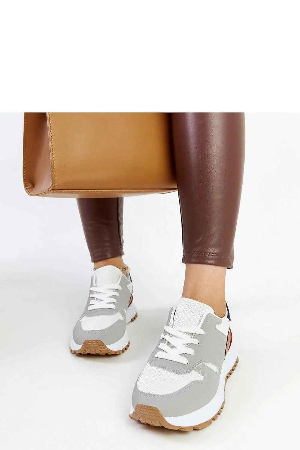Baskets pour femmes modernes polyvalentes design basse couleur multicolore confortable lacets blancs cuir synthétique maille