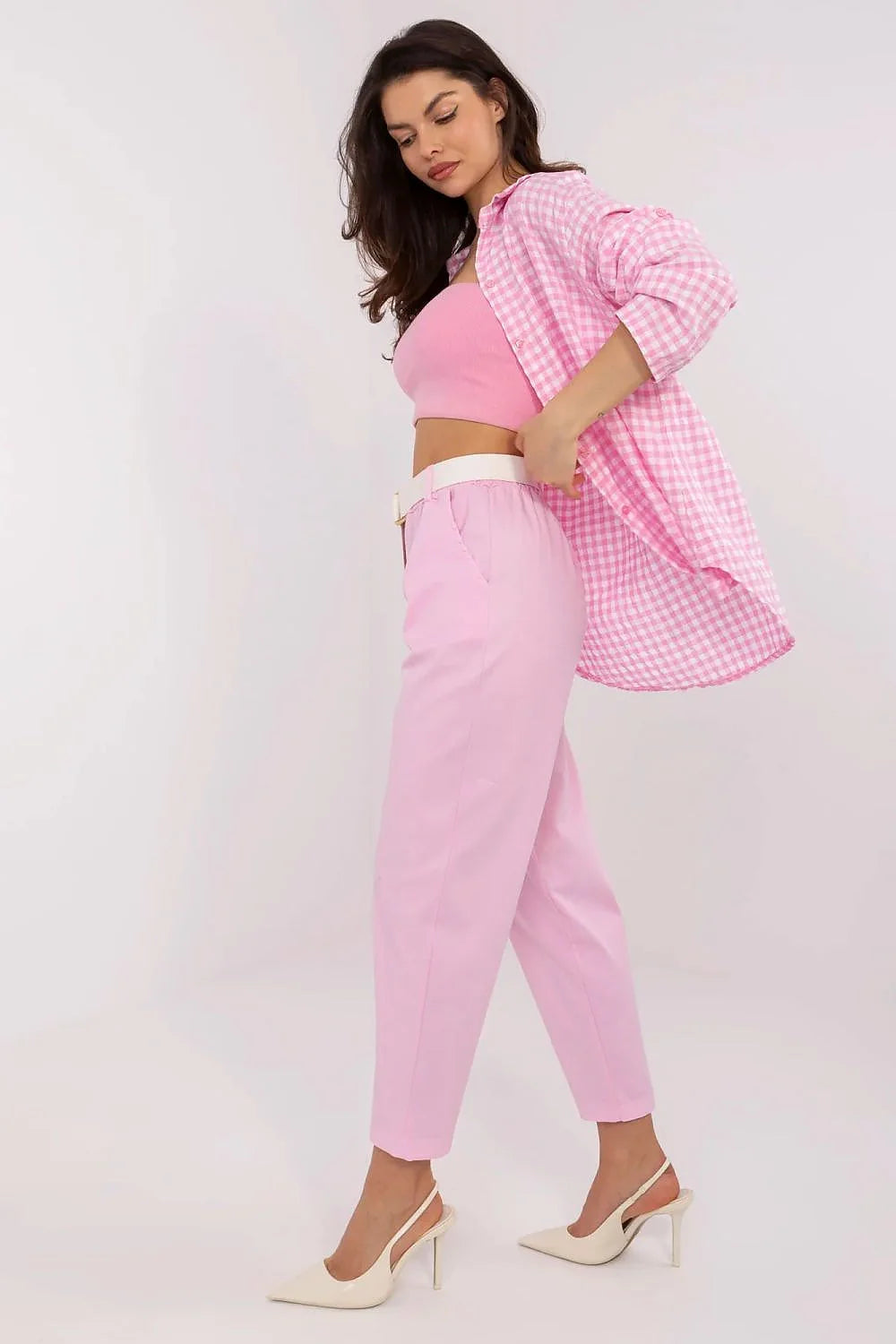 Ensemble femme crop top vichy shirt pantalon taille haute rose pâle look décontracté chic occasion journée