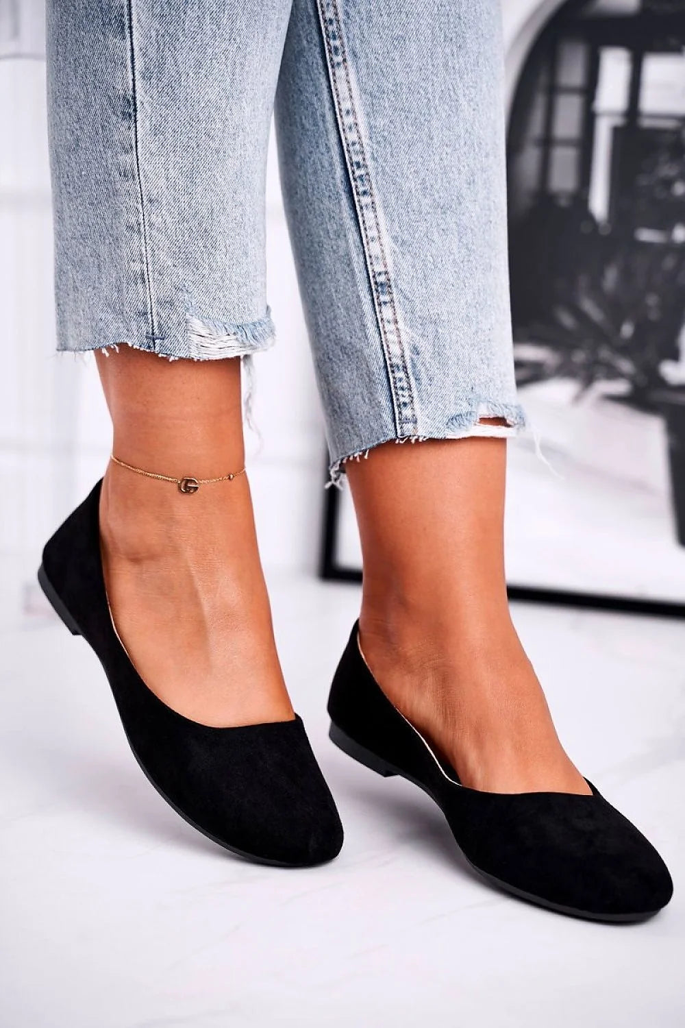 Ballerines pour femmes style classique noir suède éco-friendly confortables ajustement parfait talon plat 1 cm