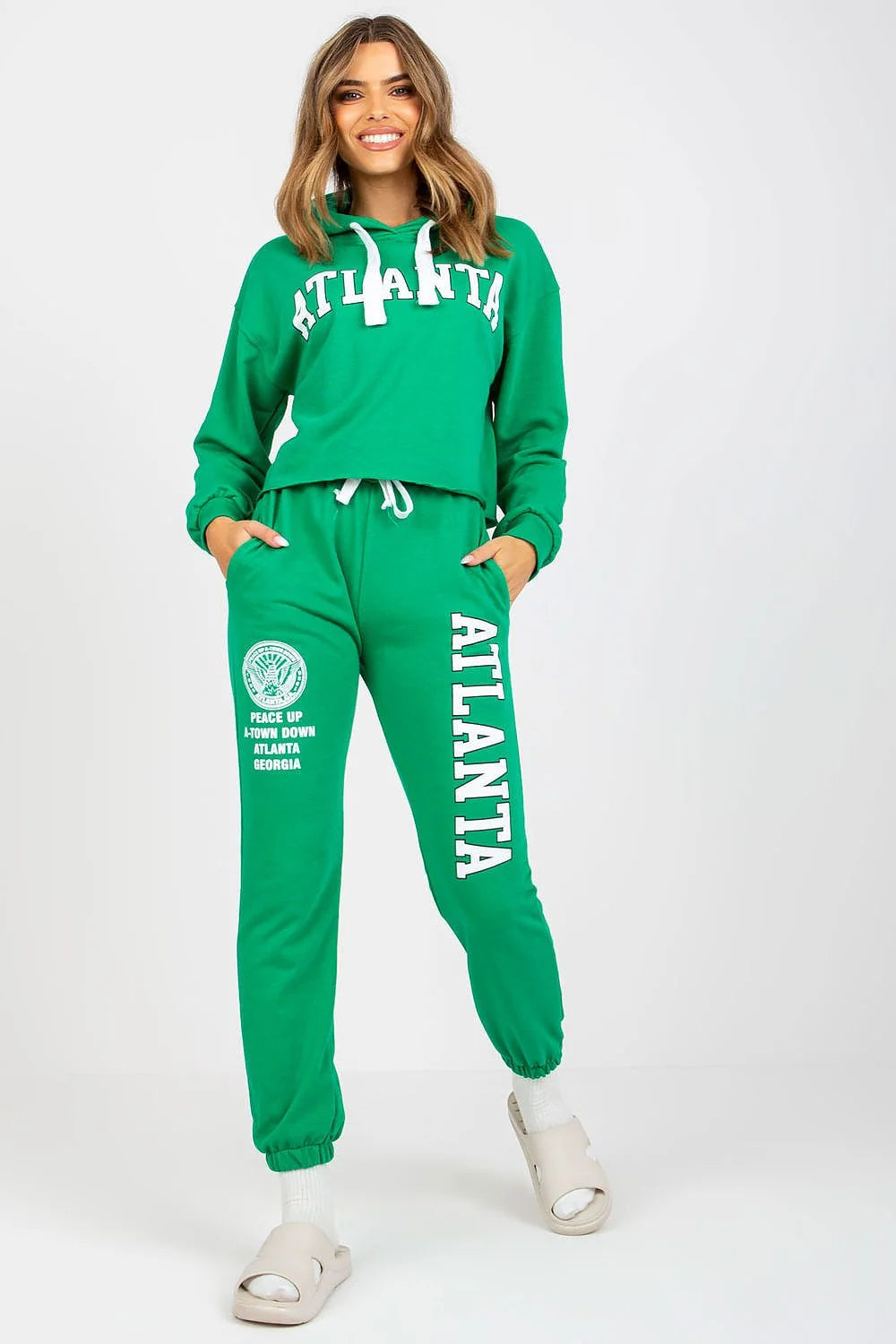 ensemble sportswear femme urbain athleisure molleton doux bleu ciel sweat capuche cordon blanc imprimé ATLANTA pantalon jogging fuselé