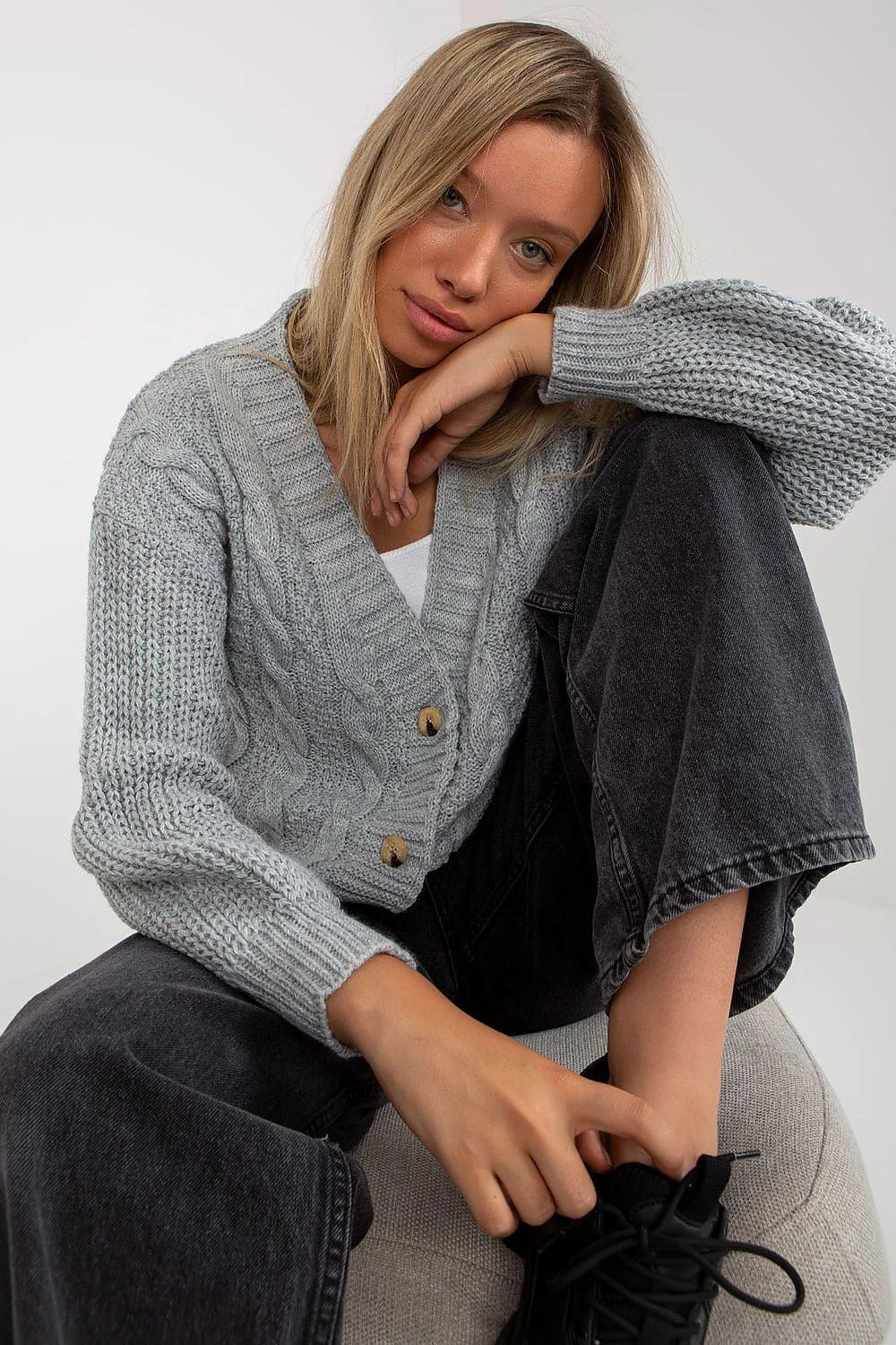 Cardigan Och Bella pour Femme - Longues Manches, Boutons en Bois, Texture Tricotée, gris clair, Coupe Relâchée, Manches Puffées, Matière Acrylique, Taille Universelle, Manches Côtelées, Col en V