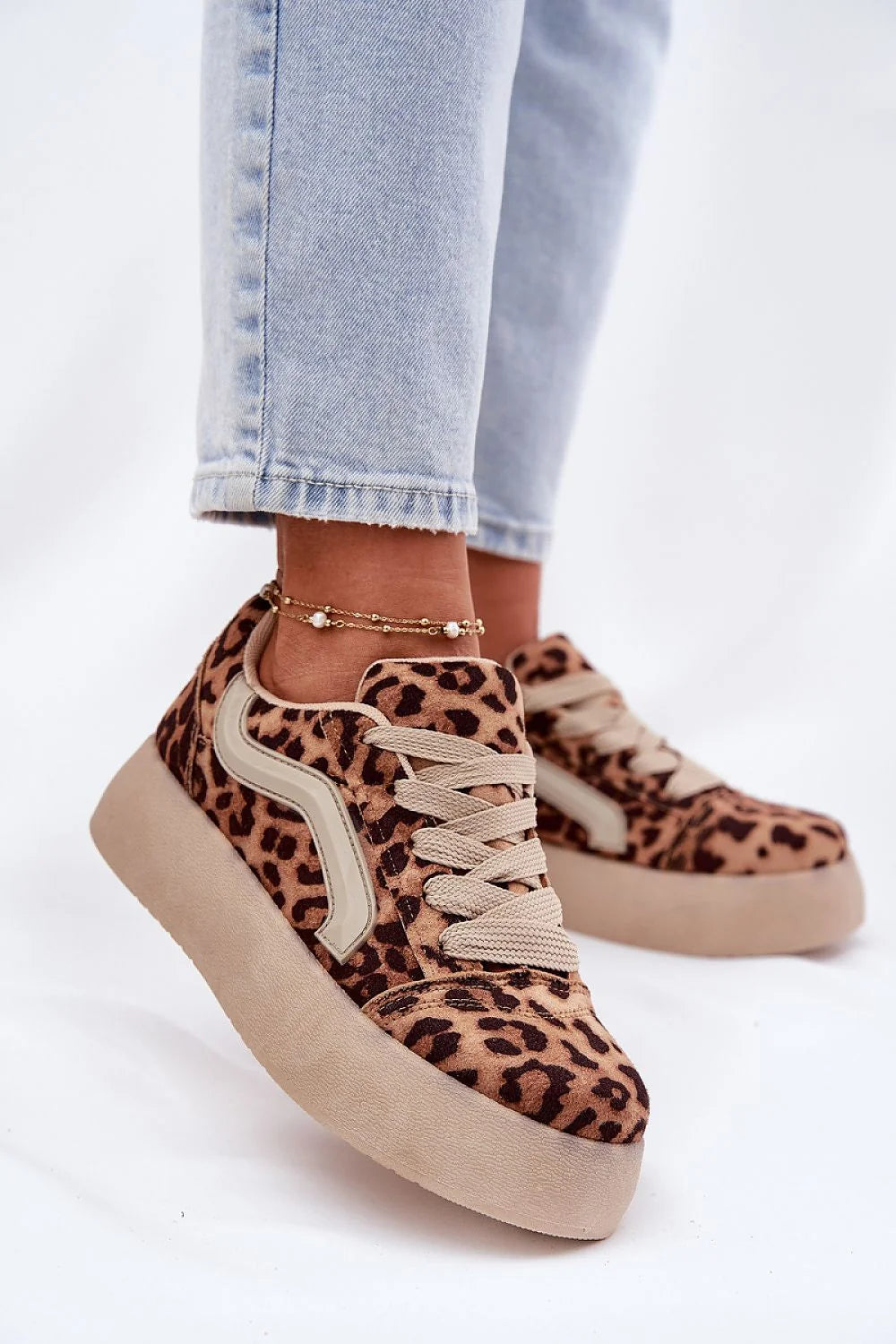 Chaussures de sport féminines baskets motif léopard suède écologique confort plateforme semelle épaisse beige