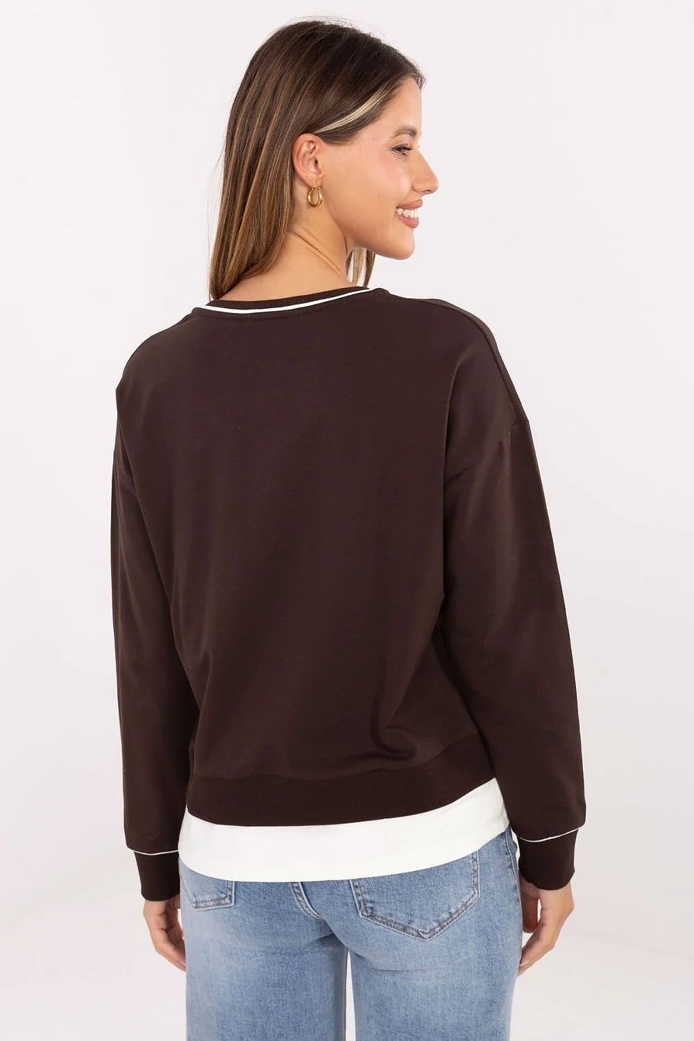 sweatshirt femme marron chocolat col rond coton élasthanne doux oversize manches longues bords côtelés fente latérale contraste blanc écusson logo