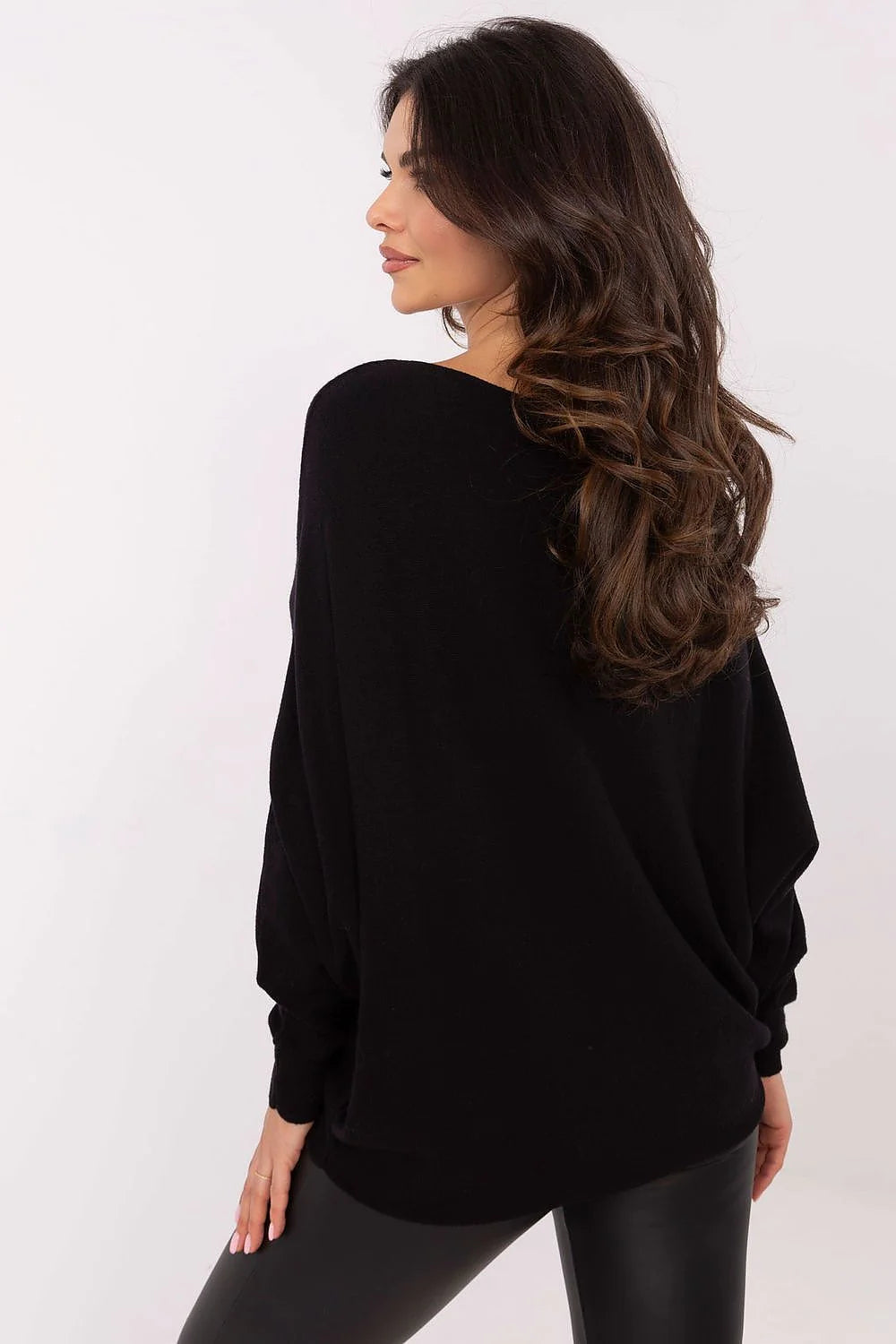 pull oversize noir femme manches longues bouffantes col bateau coupe ample maille fine côtelée longueur hanches doux stretch