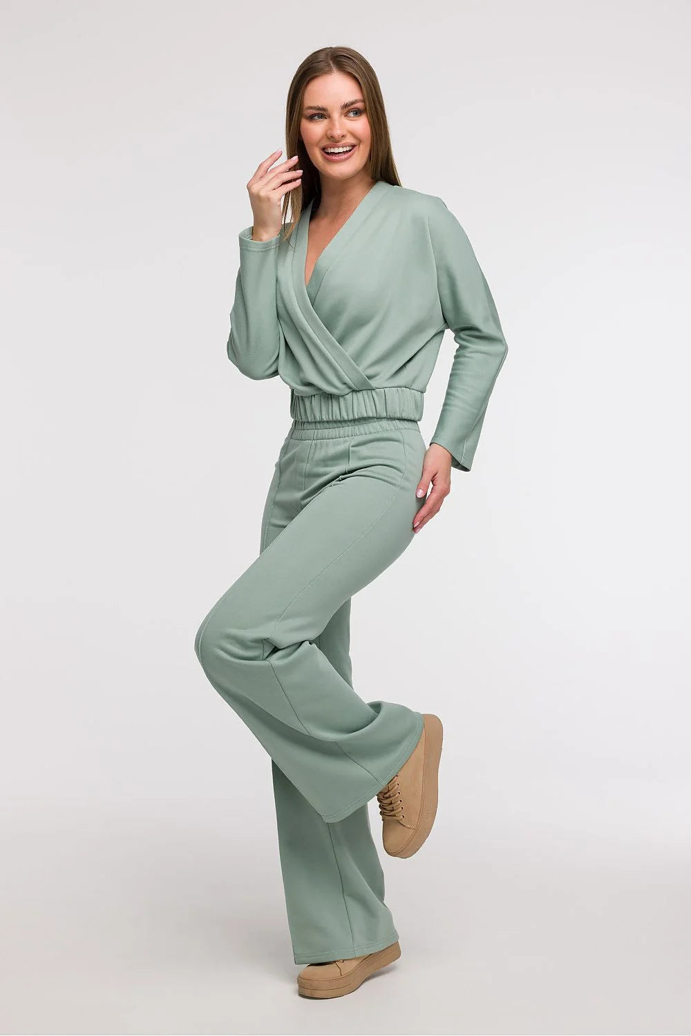Bewear ensemble femme sweatshirt pantalon cachecoeur colV mancheslongues taillehaute ceintureelastique maille douce extensible vert sauge coupeajustee couturesvisibles minimaliste confortable