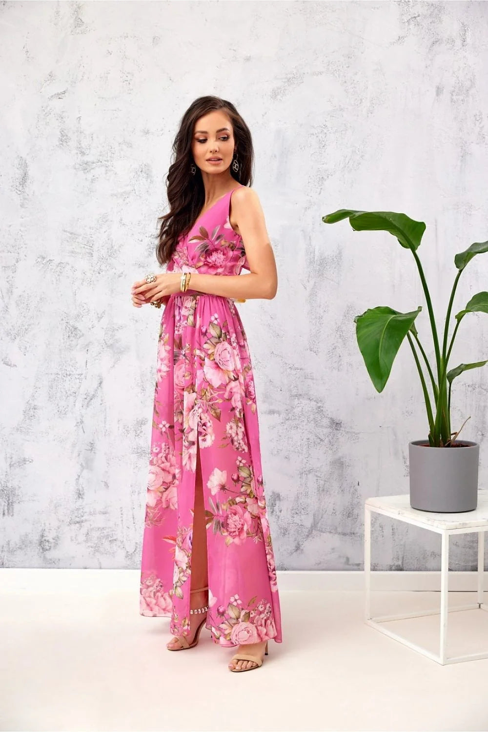 Robe longue élégante sans manches en mousseline floral bleu violet rose femme été garden party