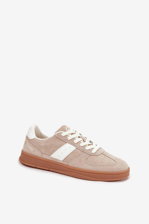 baskets femme suède beige clair rétro minimaliste basses bout rond laçage plat bande latérale blanche semelle gomme marron