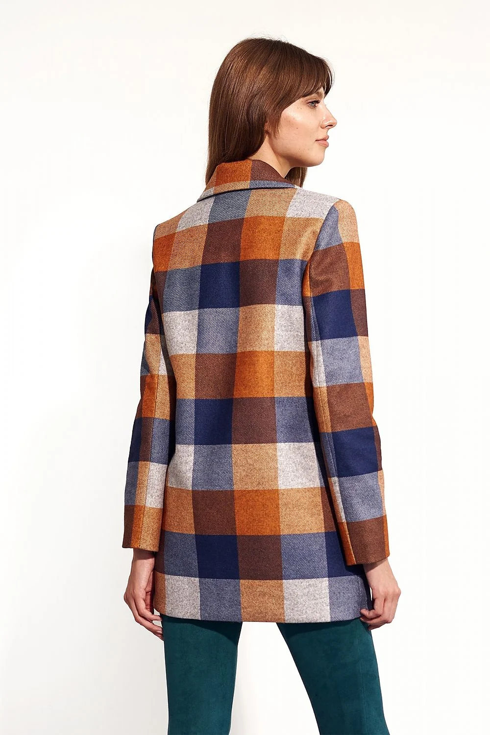 Manteau double boutonnage carreaux bleu marine orange gris blanc cassé femme coupe ajustée épaules définies fermeture sécurisée