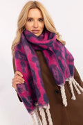 Écharpe féminine style audacieux motif leopard抽象, couleurs vives rose et bleu marine, franges torsadées, matière douce, idéale pour les saisons froides, accessoire mode hiver
