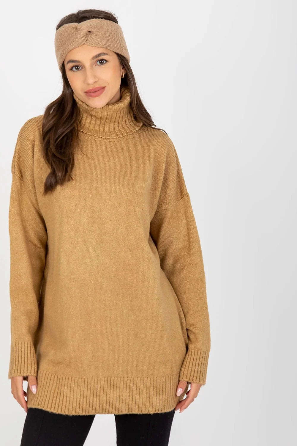Pull long femme col roulé beige camel tricoté élasthanne acrylique polyester coupe ample manches longues