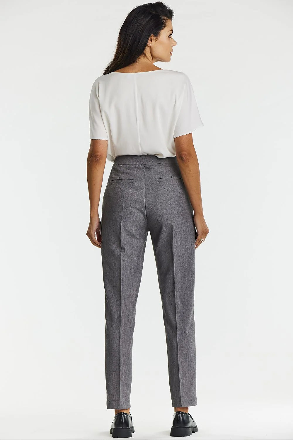 pantalon femme Awama gris chiné taille haute coupe droite plis centraux viscose polyester poches italiennes braguette invisible longueur cheville