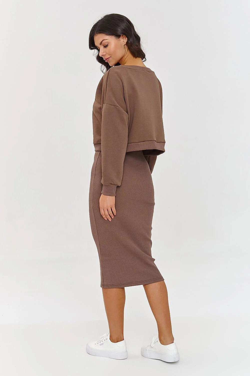 Ensemble Makadamia pour femme, sweat à capuche et jupe midi en velours côtelé, style moderne et décontracté, couleur marron doux, occasion quotidienne
