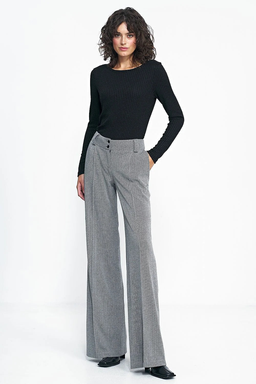 Pantalon à jambes larges élégant pour femme, style moderne, taille haute, motif chevrons, polyuréthane, polyester, viscose, confort, occasion spéciale, tenue professionnelle