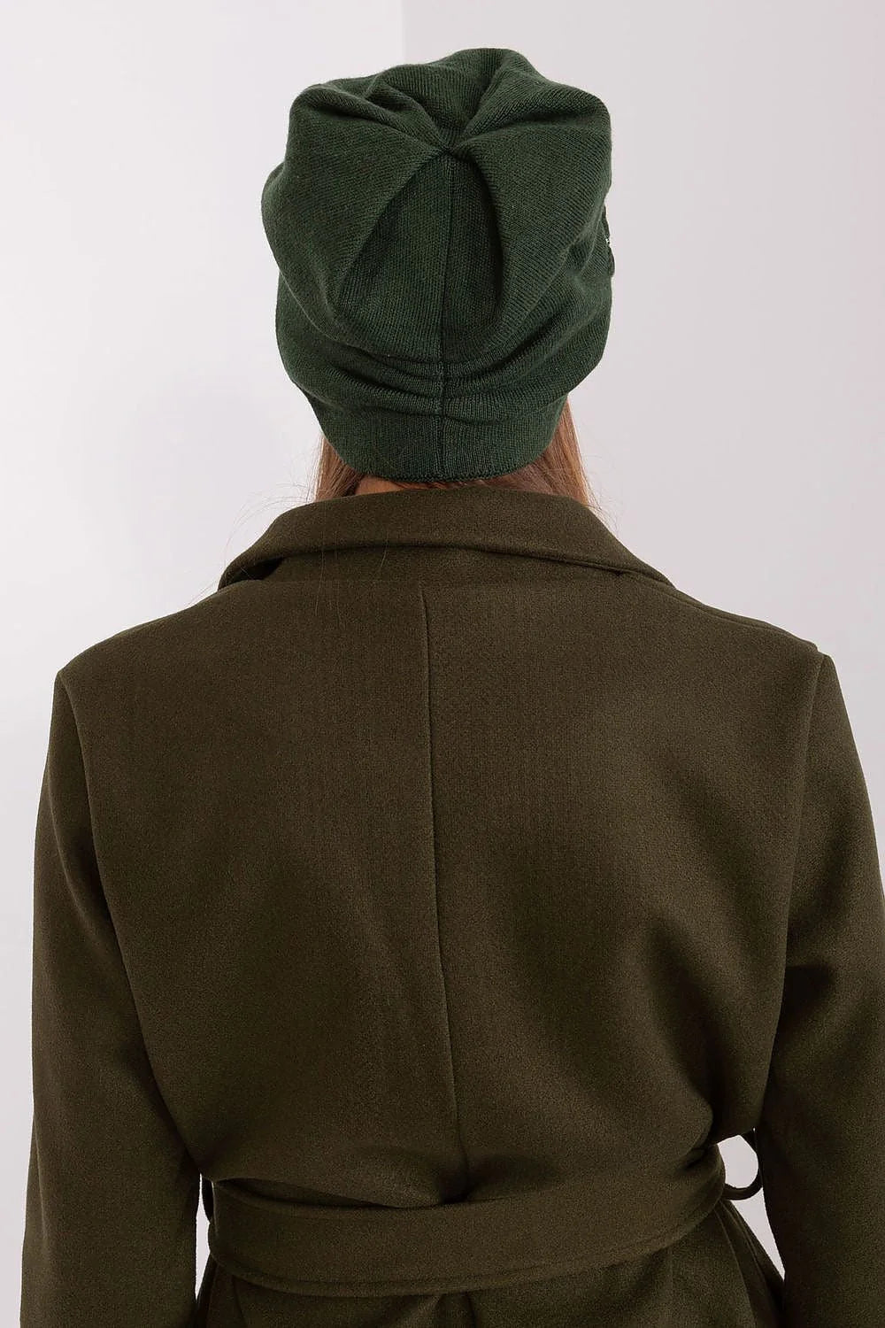 Bonnet d'hiver élégant en tricot acrylique coton cachemire pour femme, style classique, couleur verte, accessoire mode