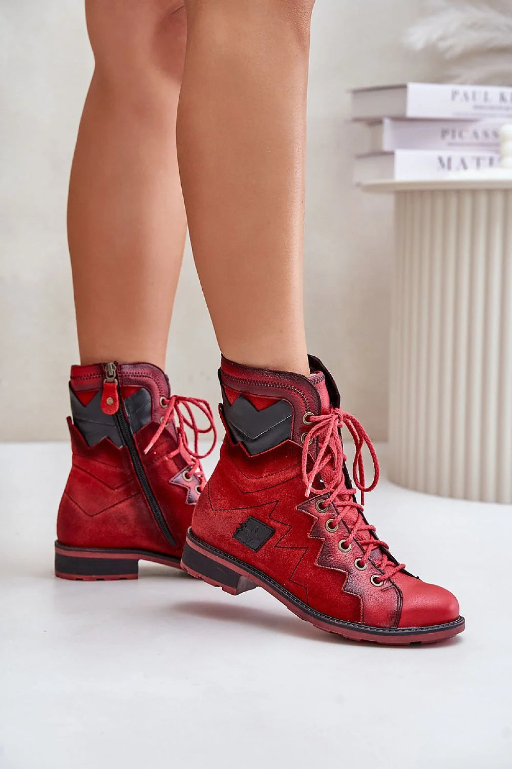 Bottes pour femmes en cuir naturel style punk-rock talon plat fermeture éclair rouge vif