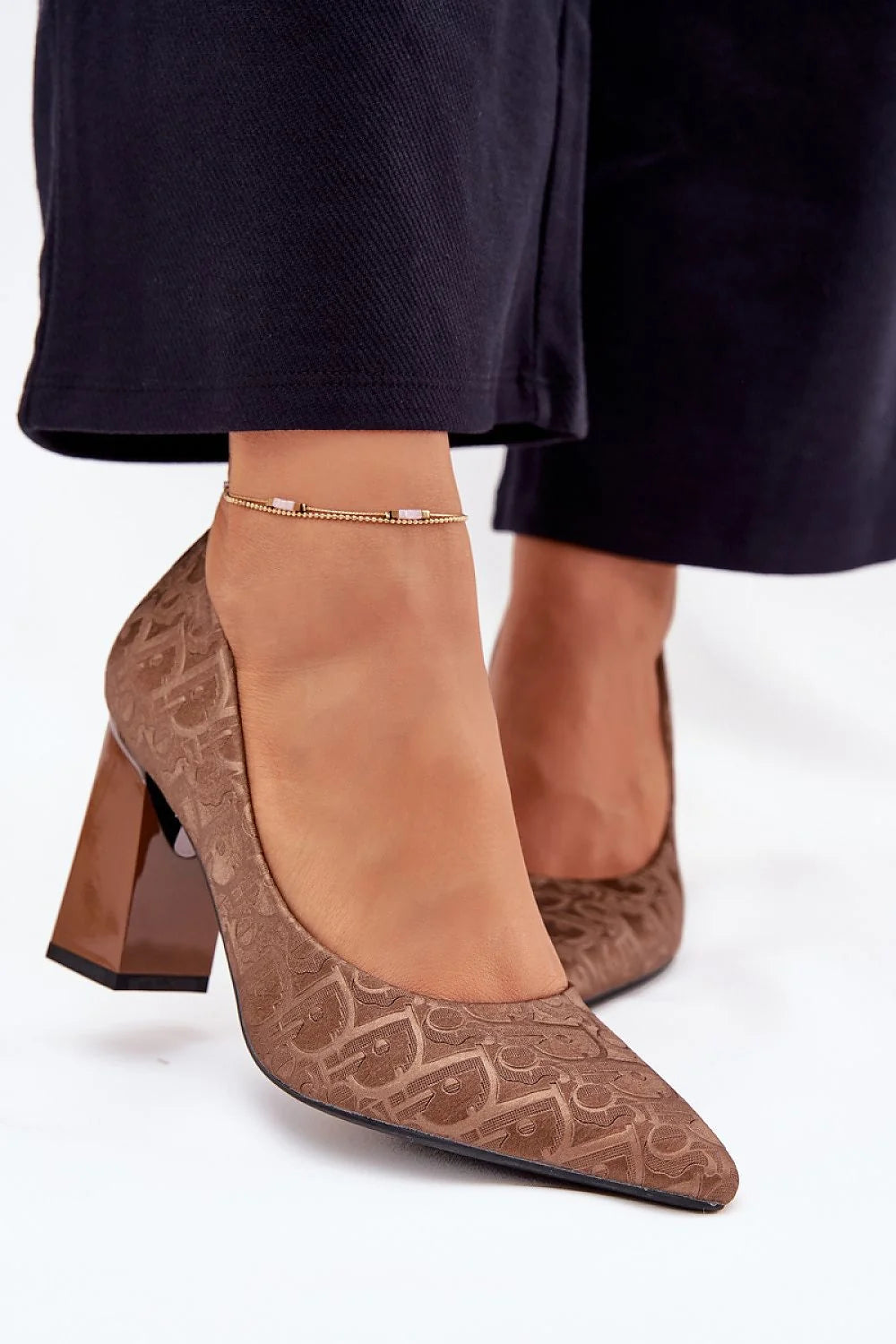 Escarpins talon large Step in style