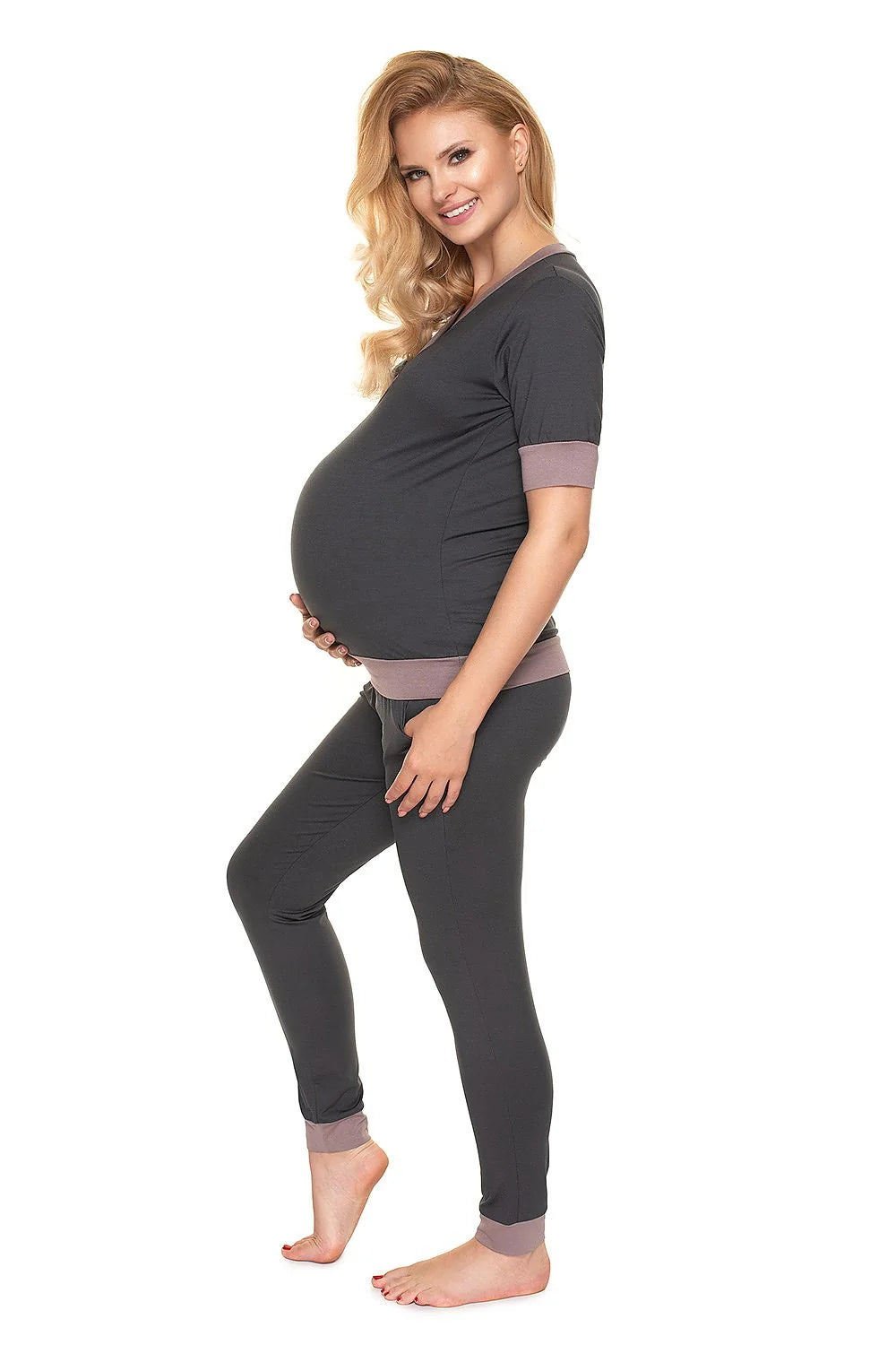 Pyjama de maternité doux et confortable en coton pour femmes enceintes, style moderne et pratique