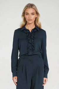 chemise manches longues cintrée col plastron volants boutonnée coupe droite fluide légère poignets boutonnés soignées bleu marine viscose
