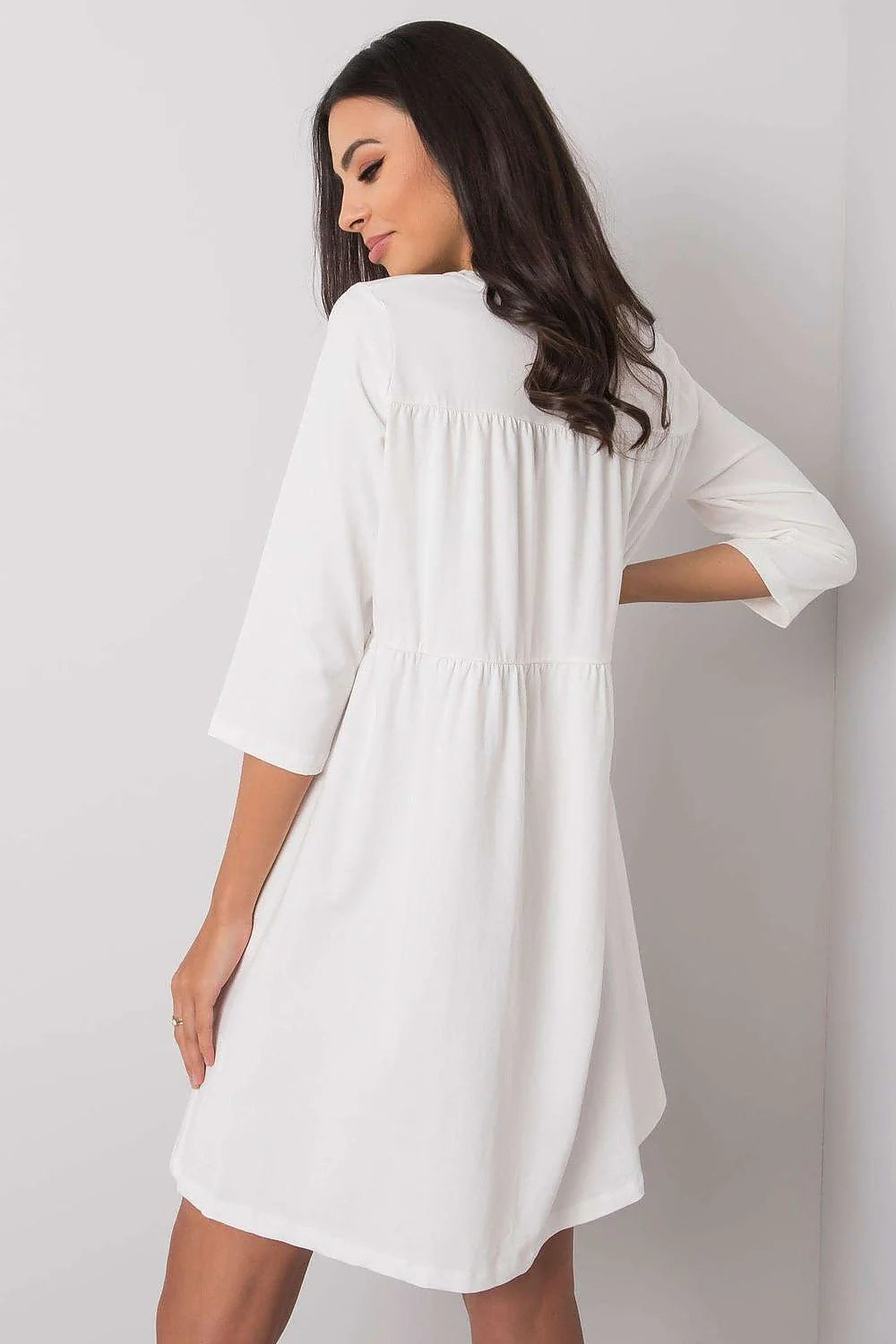 Robe ample verte coton moderne manches 3/4 poches latérales style décontracté mode féminine élégante