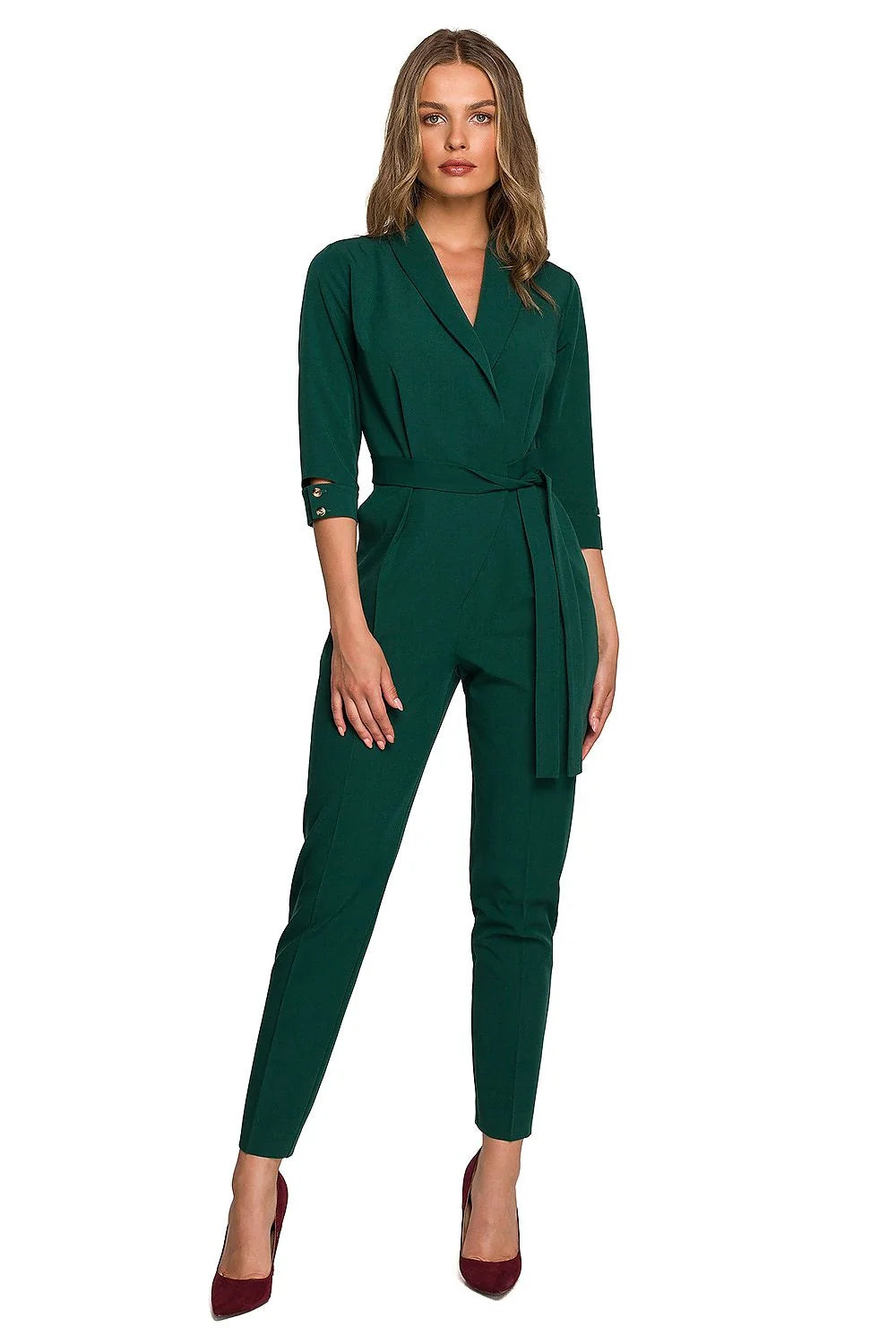 combinaison femme chic élégante vert forêt manches trois quart ceinture nouée col châle slim tailleur boutons dorés
