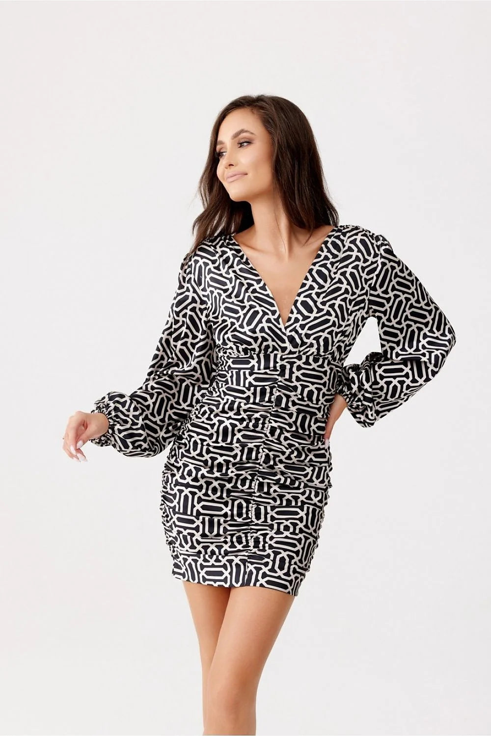 Robe de soirée élégante longue manches longues dos nu dentelle noire taille ajustable femme