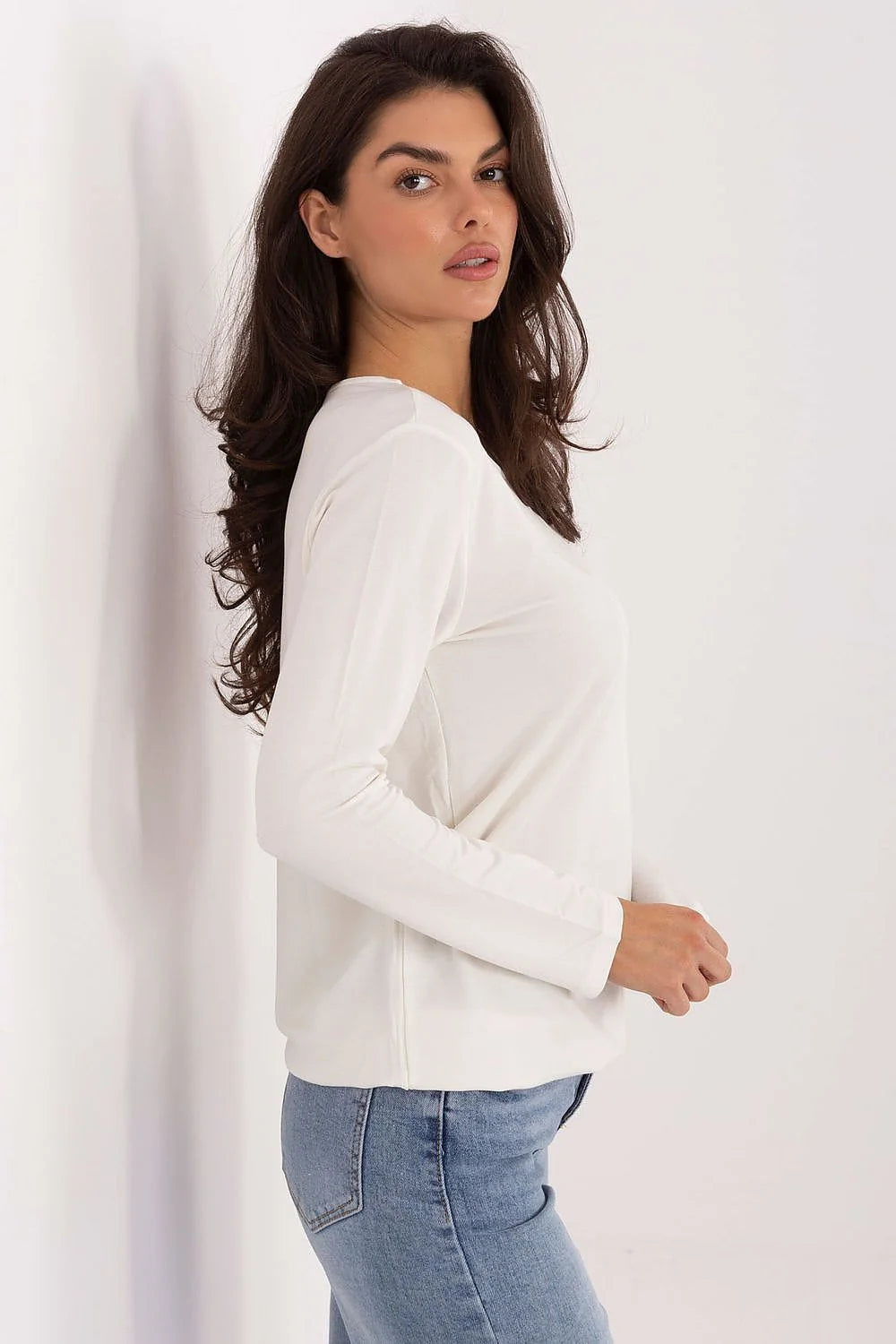 chemisier femme manches longues col rond coupe droite ourlet élastique micromodal extensible doux respirant minimaliste polyvalent blanc cassé