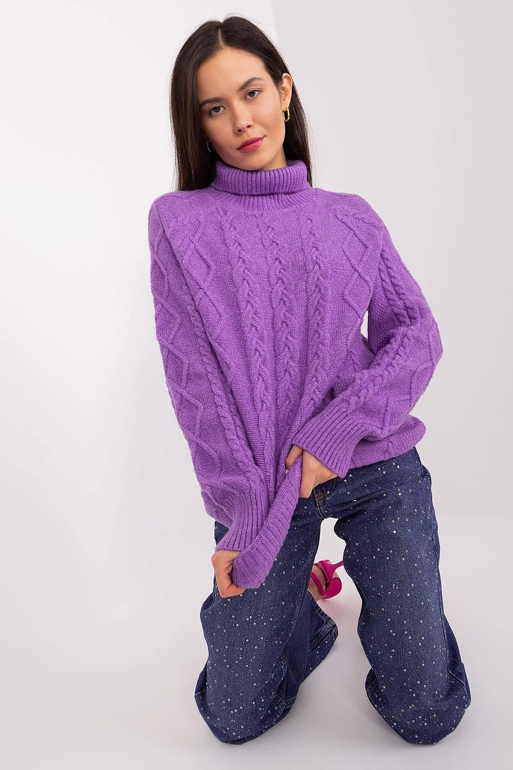 pull manches longues col roulé oversize maille épaisse torsades verticales losanges violet vif ample confortable chaud