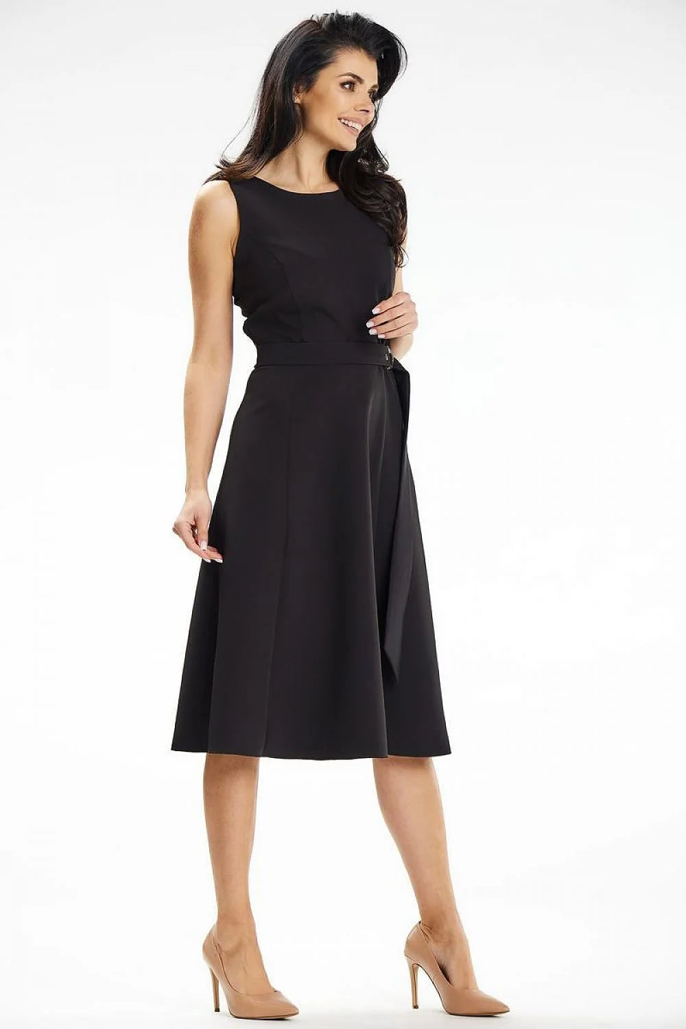 Robe de jour élégante sans manches encolure bateau taille ajustable ceinture incluse couleur noire polyester elasthanne femme