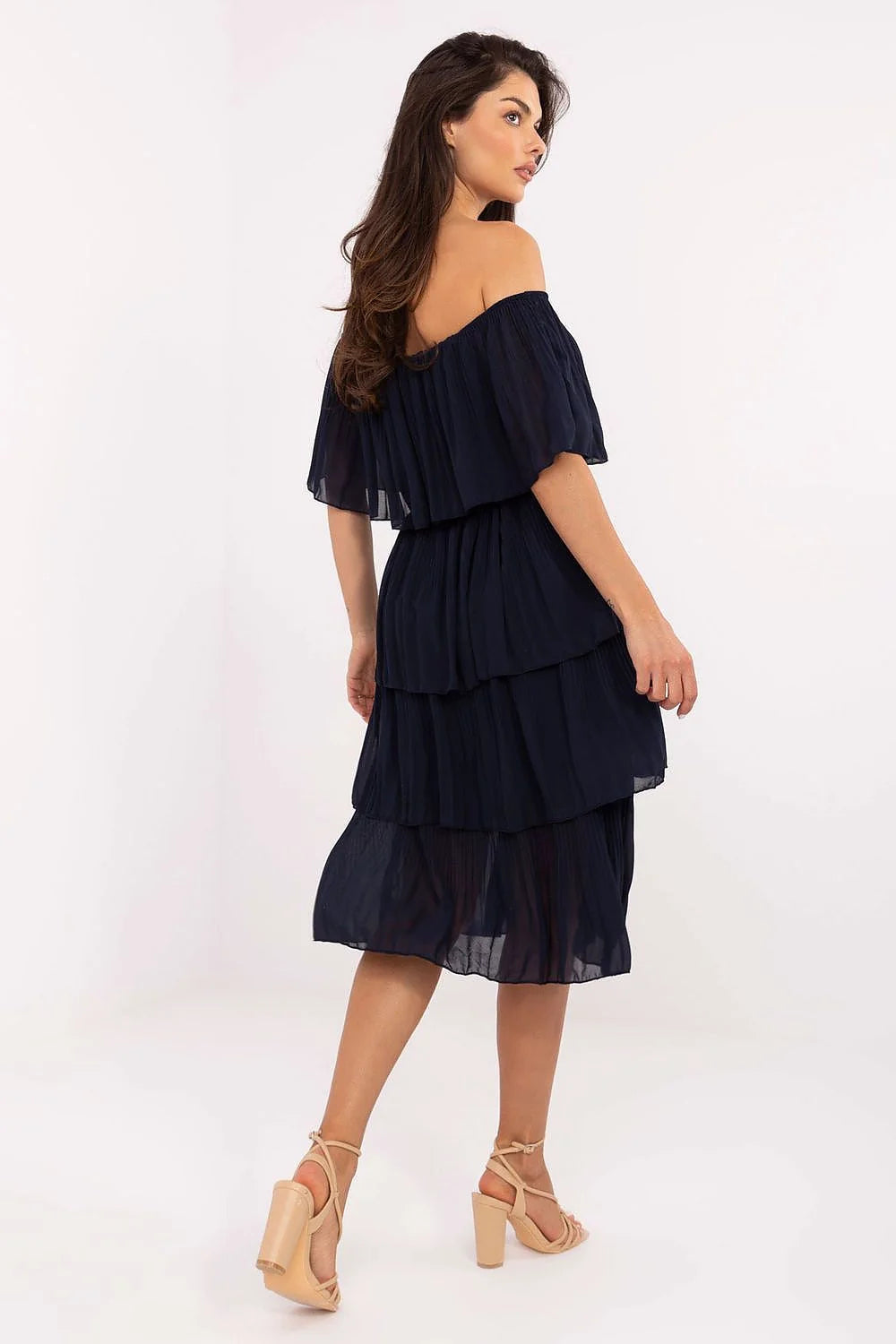 Robe cocktail Och Bella bohème chic manches courtes évasées encolure bateau volants superposés couleur bleu marine polyester viscose doublure