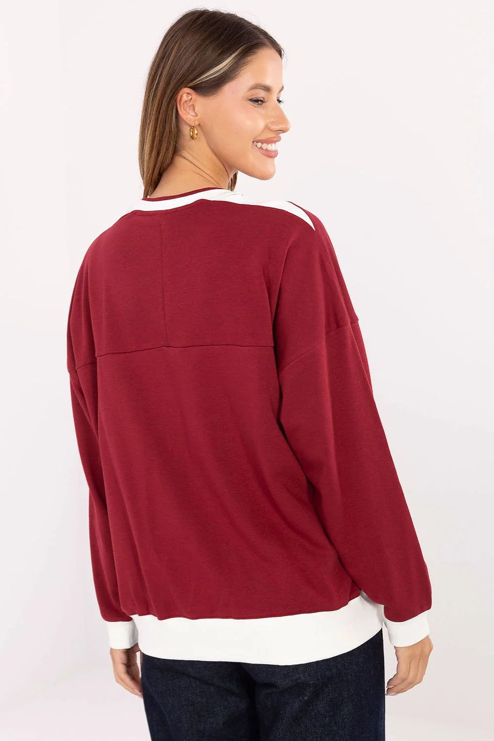 sweatshirt femme oversize bordeaux molletonné doux coton polyester col rond contrasté blanc manches longues poignets ourlet brodé logo casual sportchic