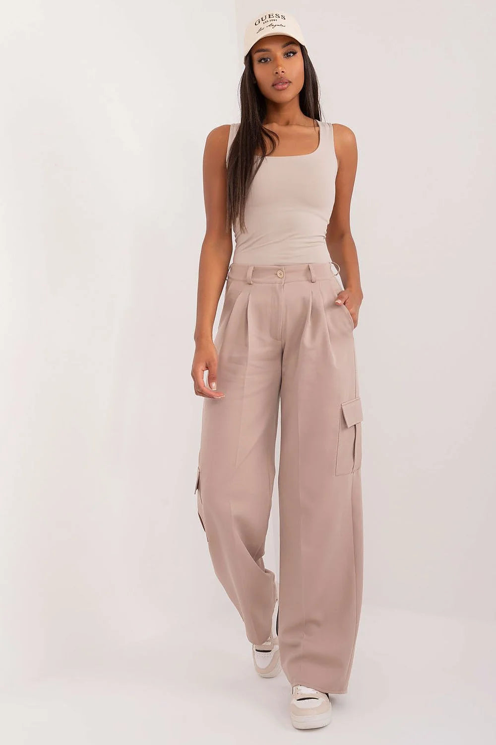 Pantalon cargo femme moderne高 waist straight legs coton polyester elastane beige casual chic Lakerta