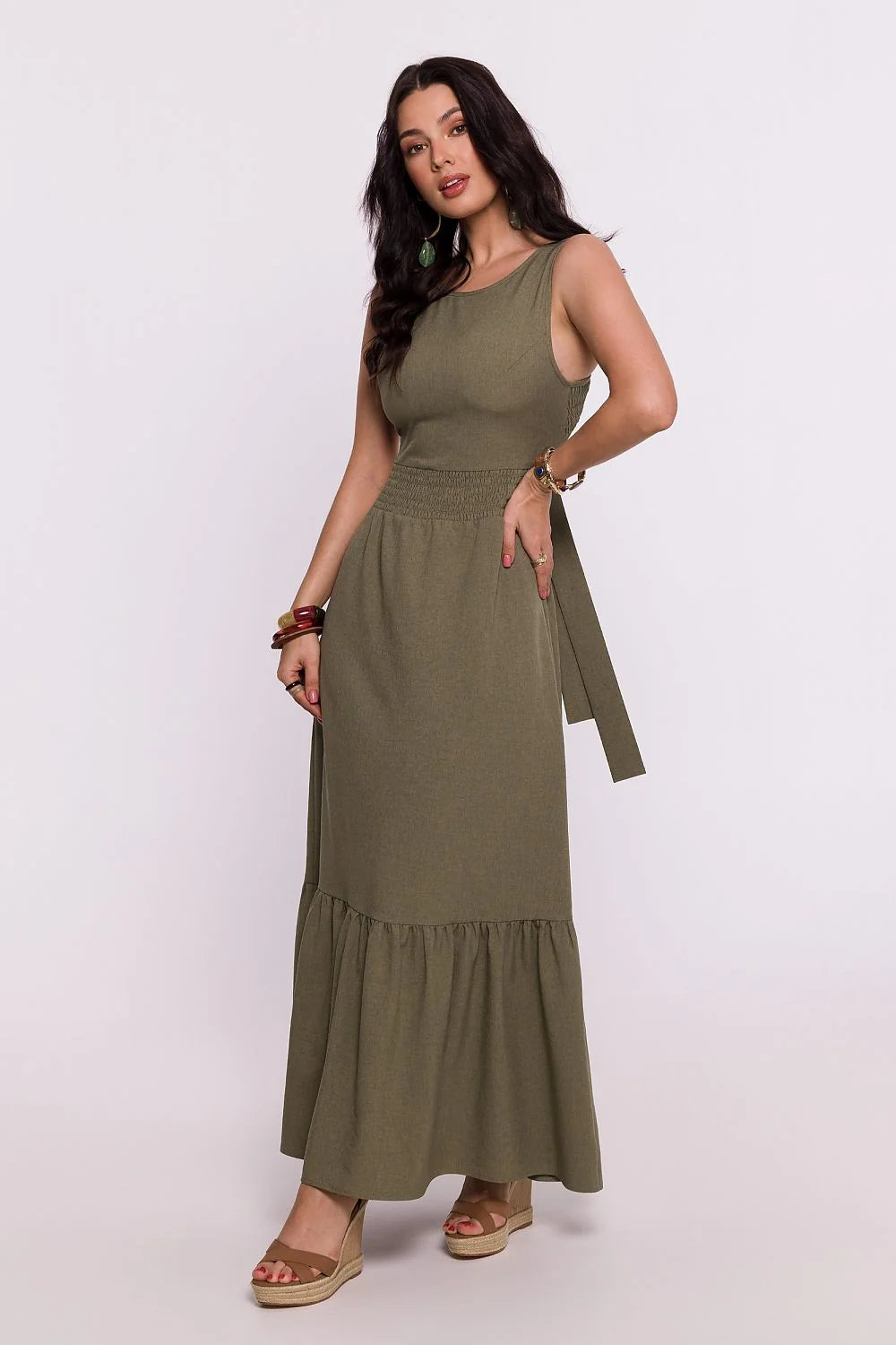 Robe de jour Be Wear longue vert olive coupe ajustée taille marquée volant froncé ceinture amovible sans manches encolure ronde confortable estivale femme