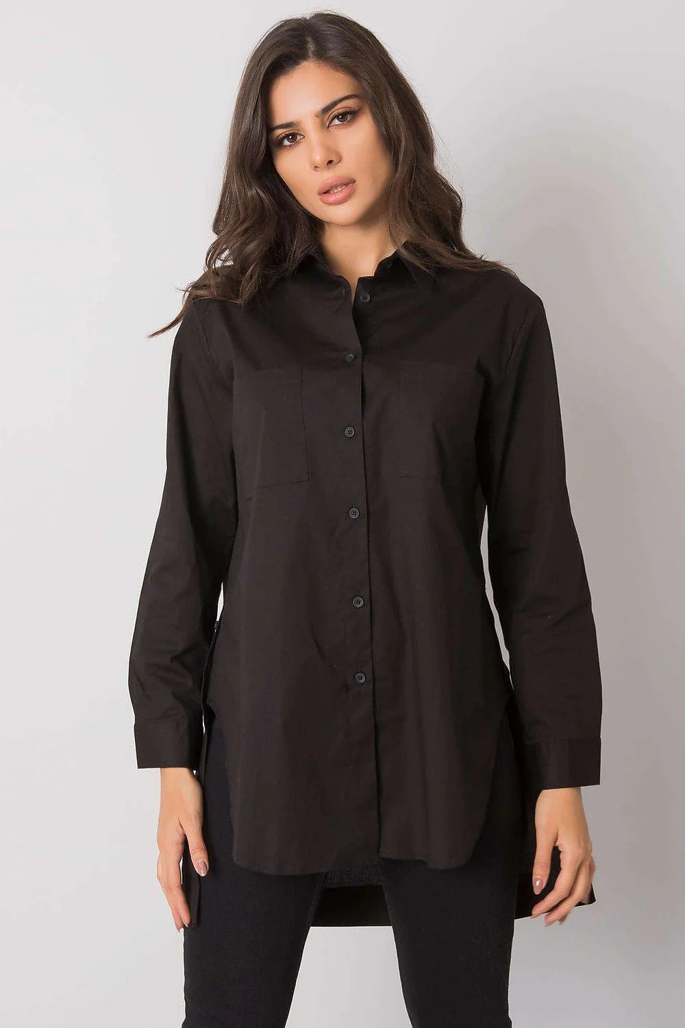 Chemise longue femme en coton élasthanne noire élégante décontractée manches longues col classique ample