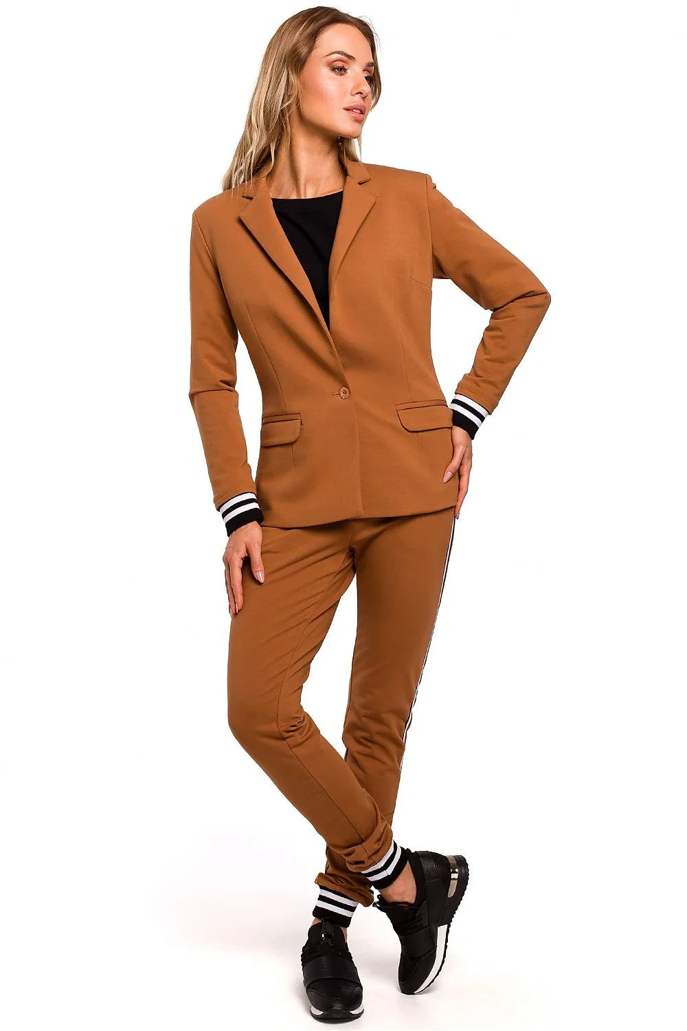 Blazer femme tissu camel moderne élégant manches rayées chic décontracté coupe ajustée mode tendance
