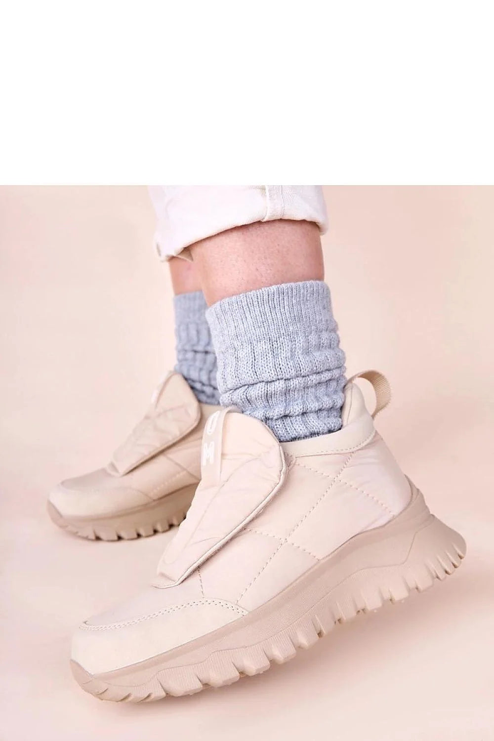 Gemre Penny bottes neige beige velcro matelassée rembourrée doublée semelle plateforme crantée adhérence antidérapante confortable facile enfiler femme urbain moderne