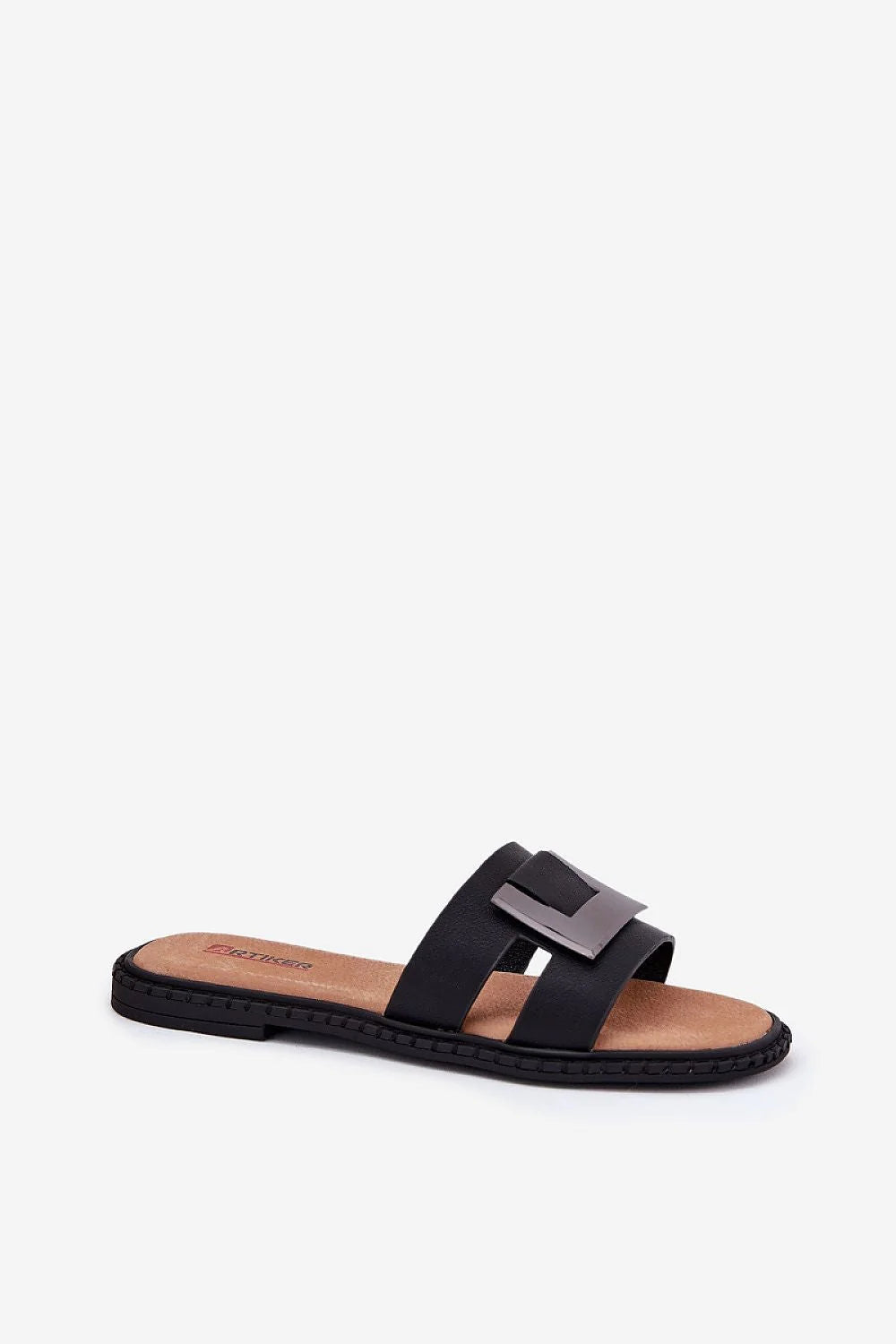 Sandales féminines modernes minimalistes design estival chic style décontracté sortie bord de mer cuir artificiel semelle confortable