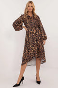 robe chemise midi asymétrique léopard brun noir évasée taille cintrée ceinture intégrée manches ballon satiné fluide brillant élégant polyvalent soirée