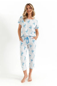 Pyjama pour femmes en coton motif floral bleu gris clair coupe ample manches courtes pantalons 3/4 poches