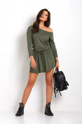 Robe asymétrique manches longues en matière douce vert olive élégante et confortable pour femmes modernes