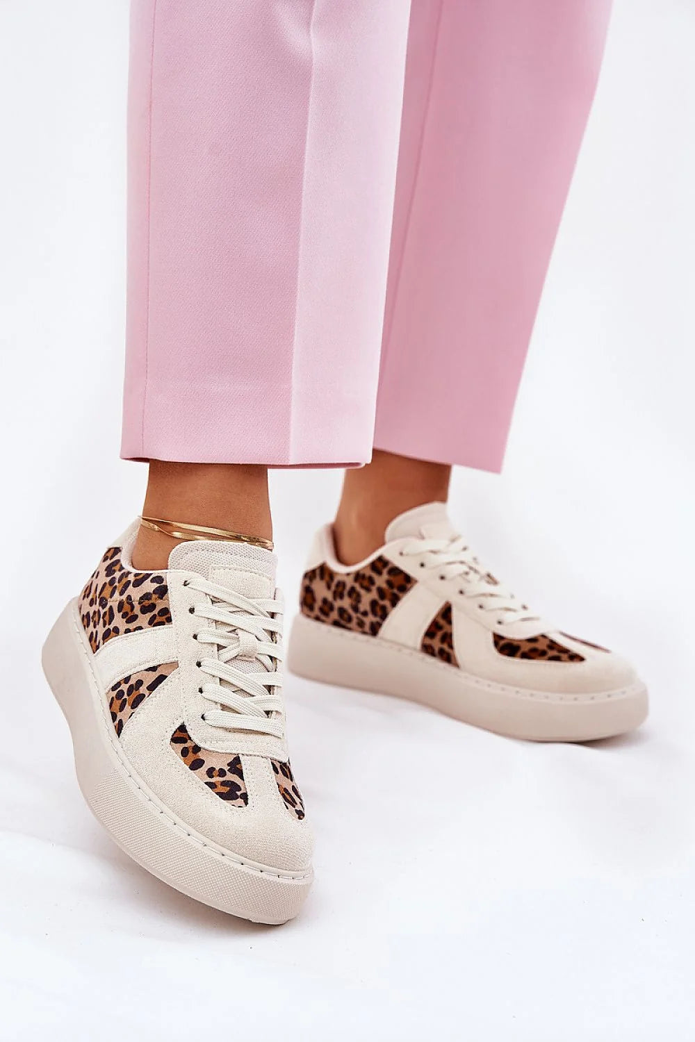 baskets femme plateforme beige imprimé léopard brun cuir écologique suédé bout rond col rembourré semelle intérieure mousse amorti confort chic
