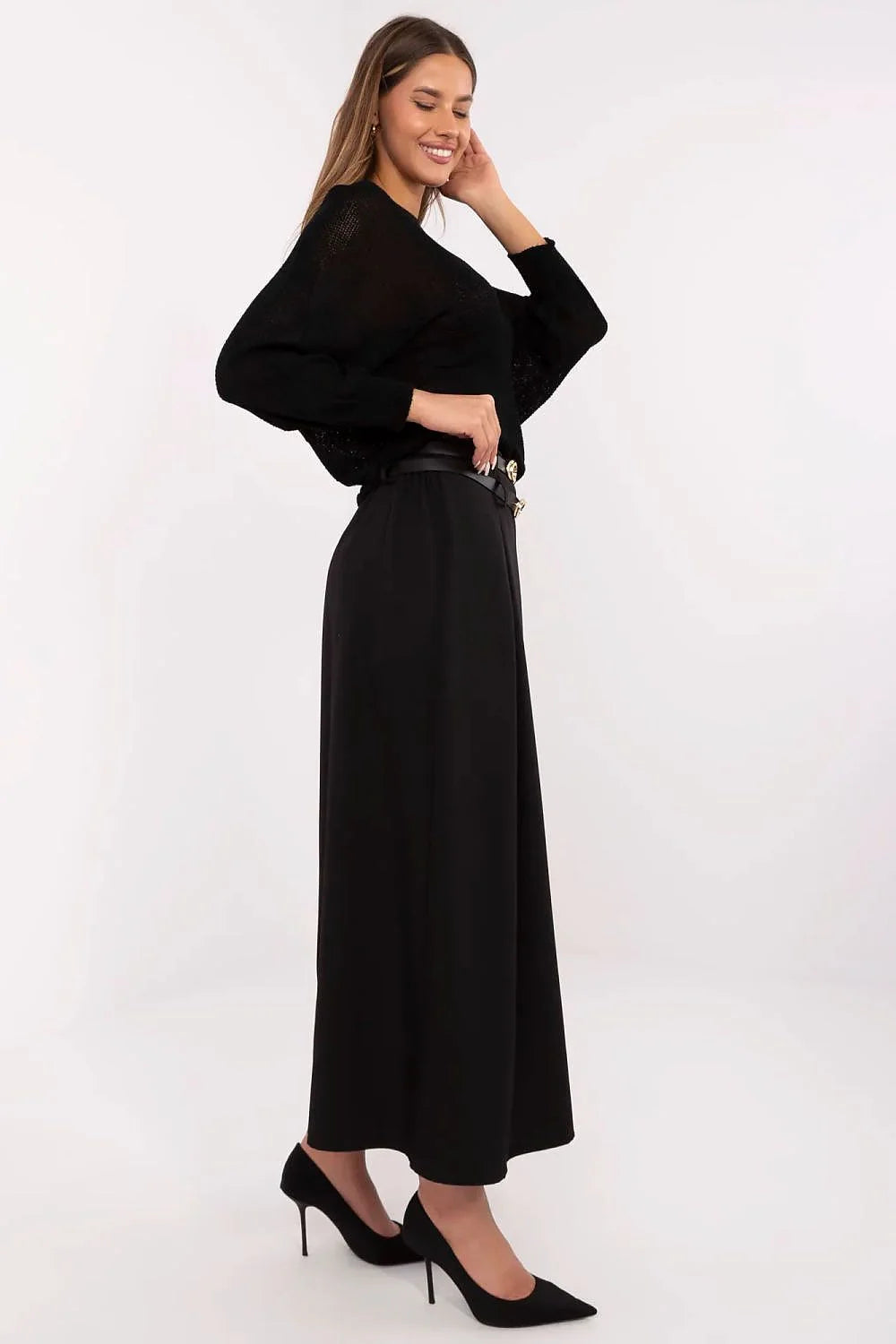 Ensemble élégant pour femme noir pull ample jupe longue évasée ceintures dorées occasion spéciale