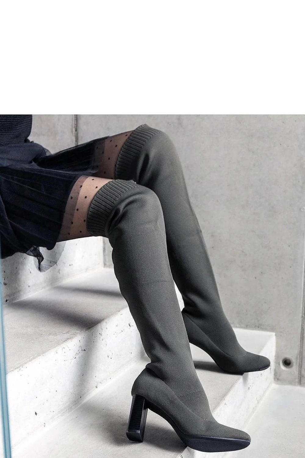Bottes à talons carrés hautes en laine tricotée noires pour femmes, coupe au-dessus du genou, semelle antidérapante, style élégant et moderne