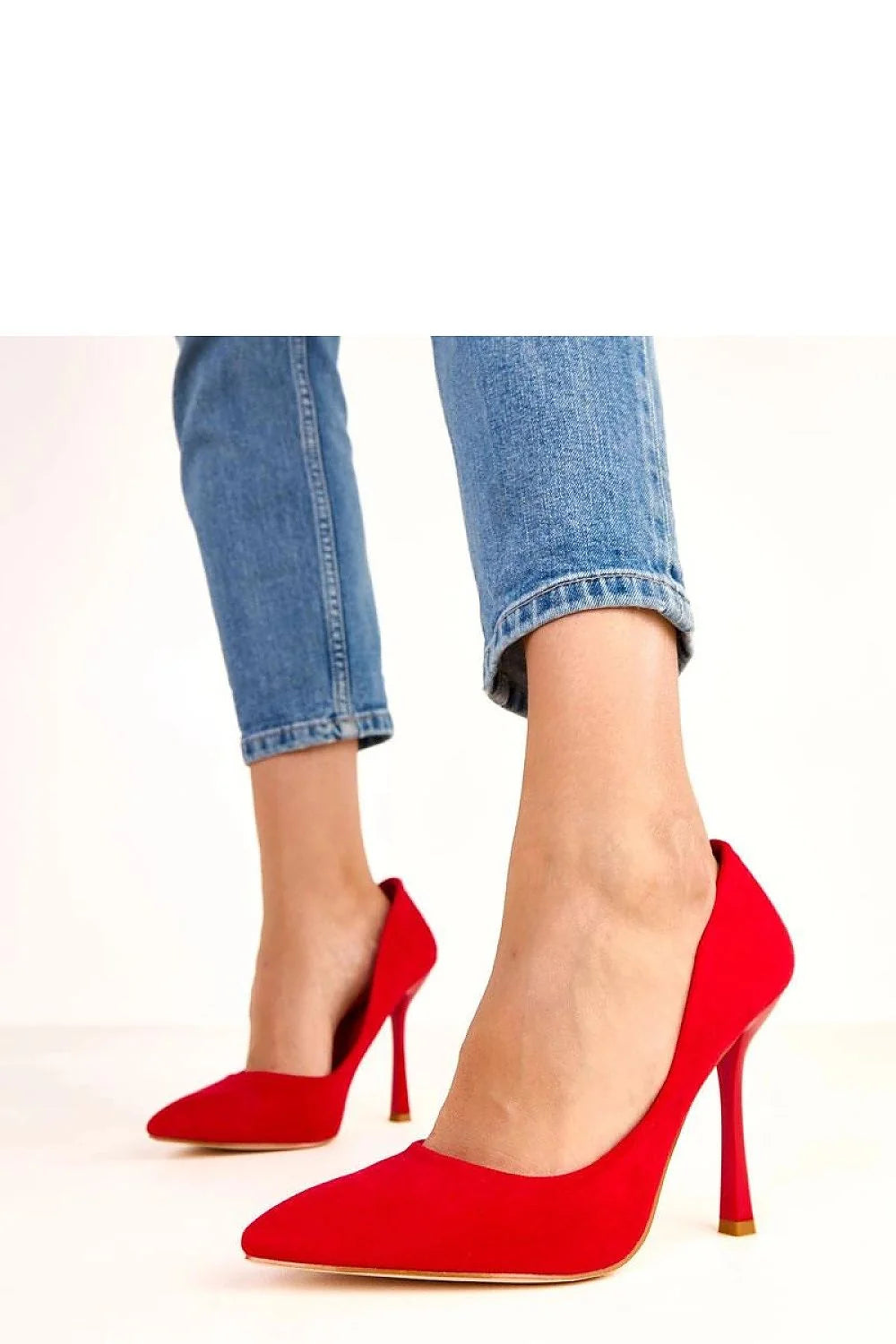 escarpins femme talon aiguille onze centimètres rouge suédine pointu silhouette épurée semelle beige slipon élégant sophistiqué